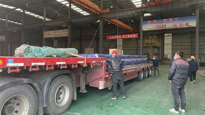 Titanium clad plate