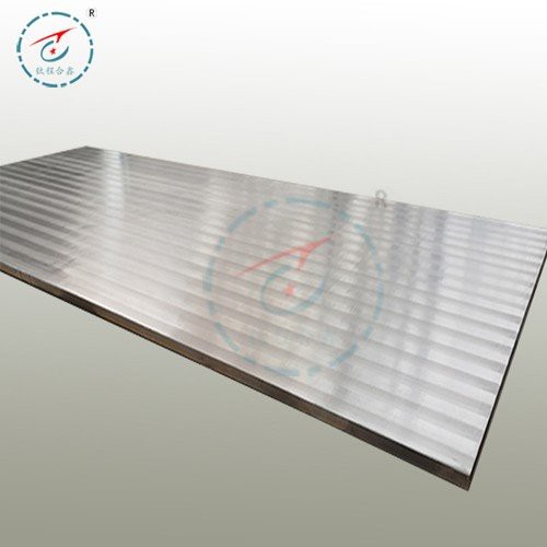 Plat Keluli Bersalut Titanium Kekuatan Tinggi